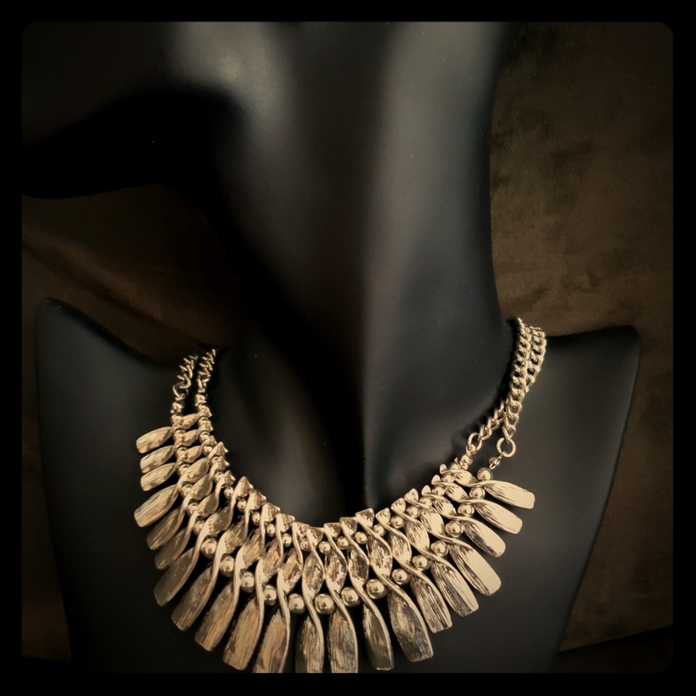 Express Silver layer Necklace